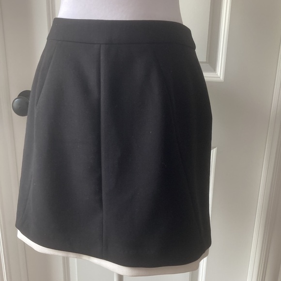 Banana Republic 8 skirt black and white zipper snap - Picture 7 of 9